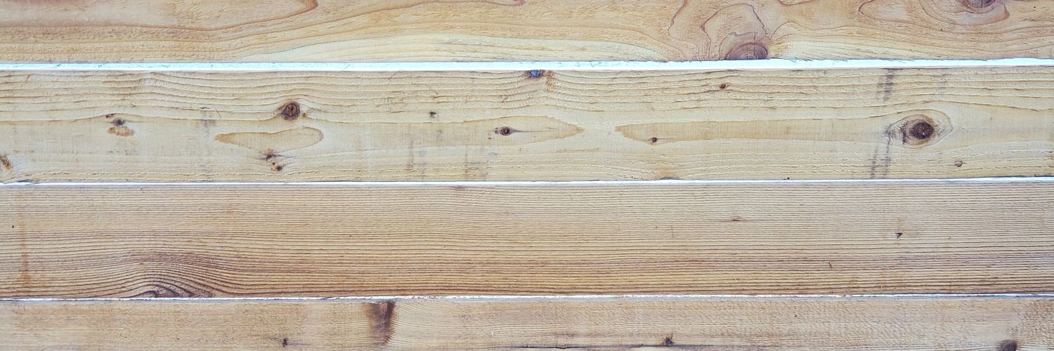 Twitter banner for @Debonair
