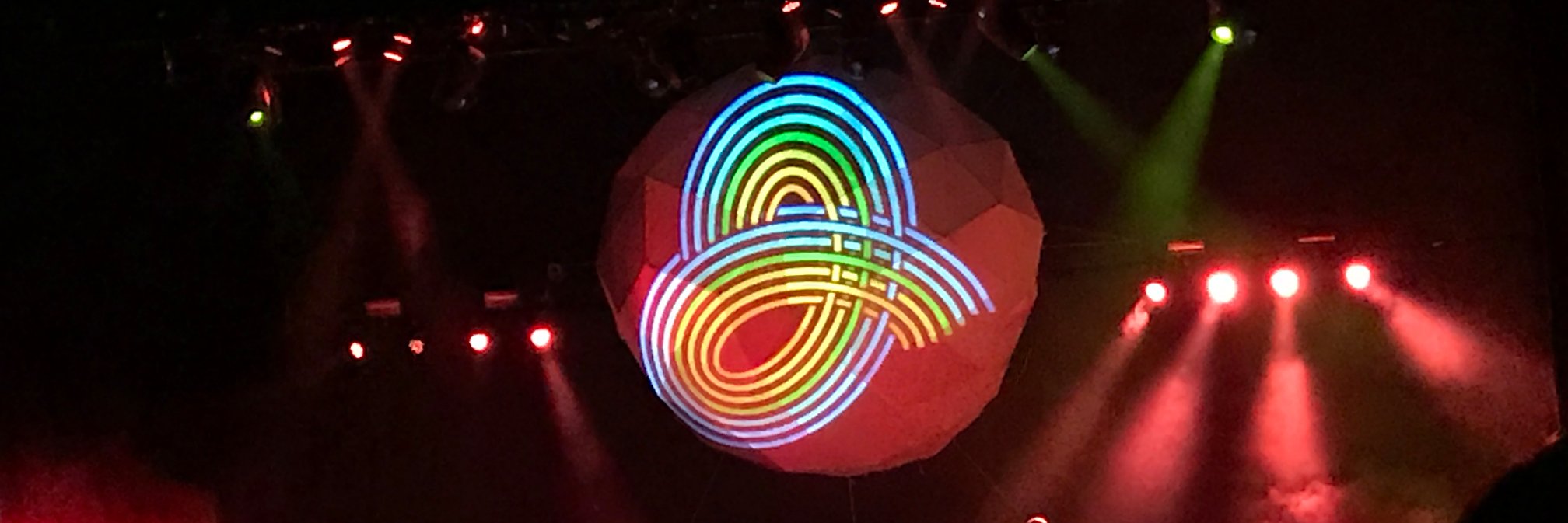 anakareencom's profile banner image