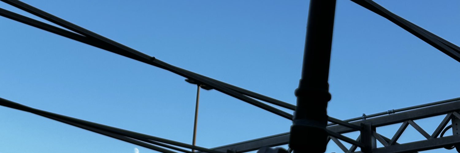 robhalll's profile banner image