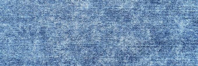urfavseli's profile banner image