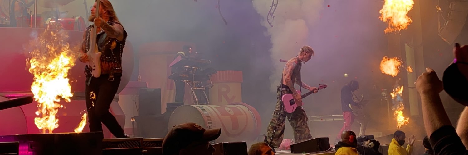 izzy_xx21's profile banner image