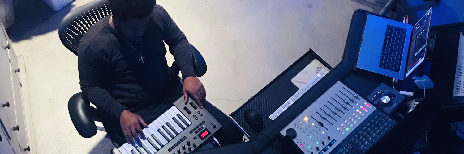 hitdrew's profile banner image