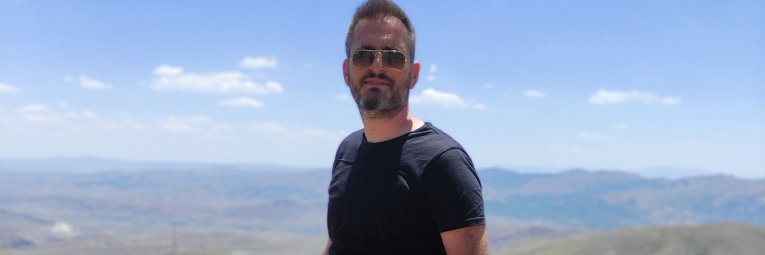 tottay69's profile banner image