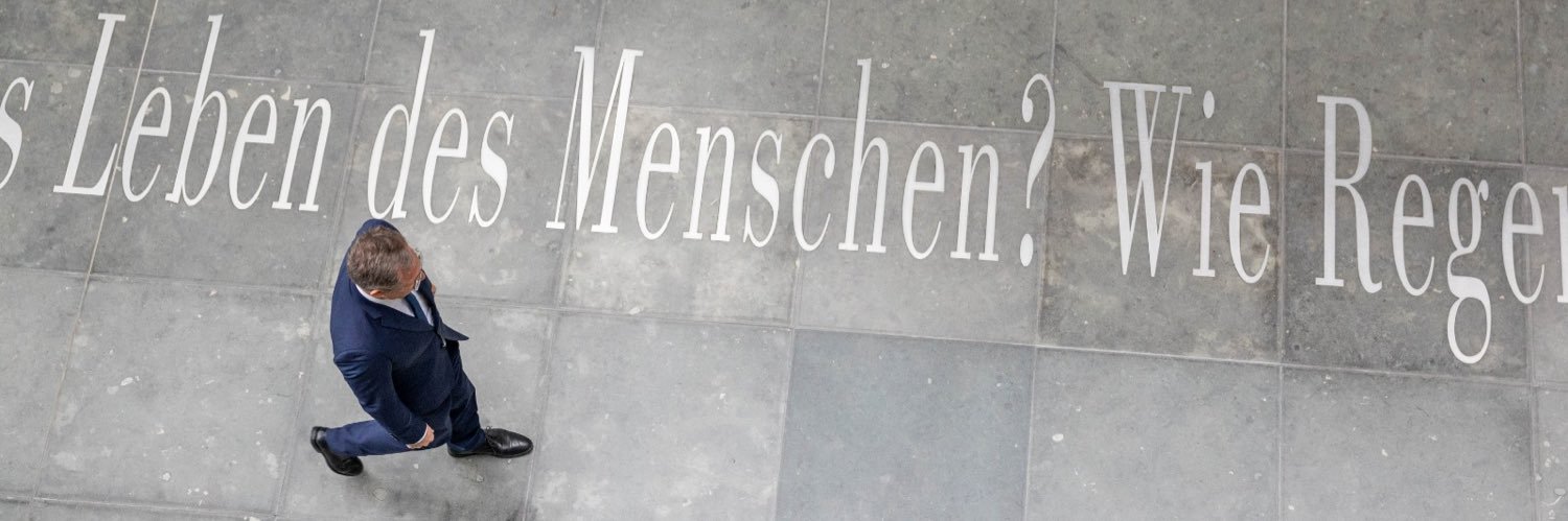 Stephan Thomae banner