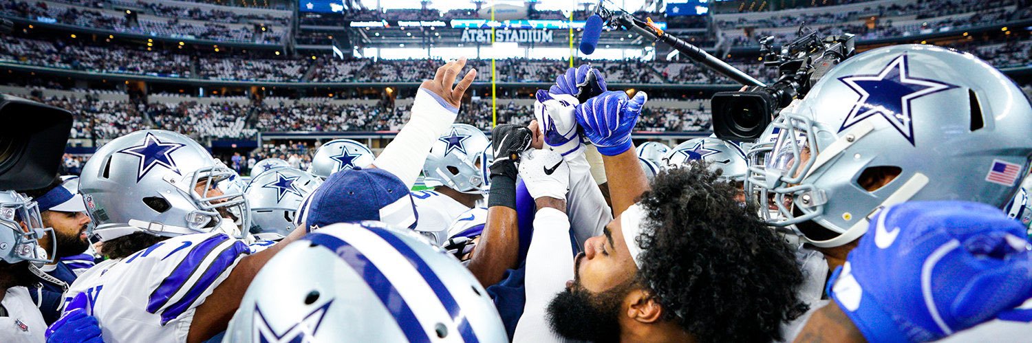 FIVESTARCHICK85's profile banner image