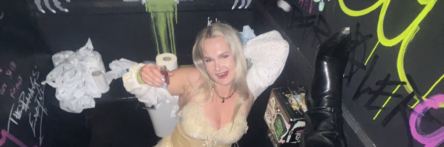 bethany_fell's profile banner image