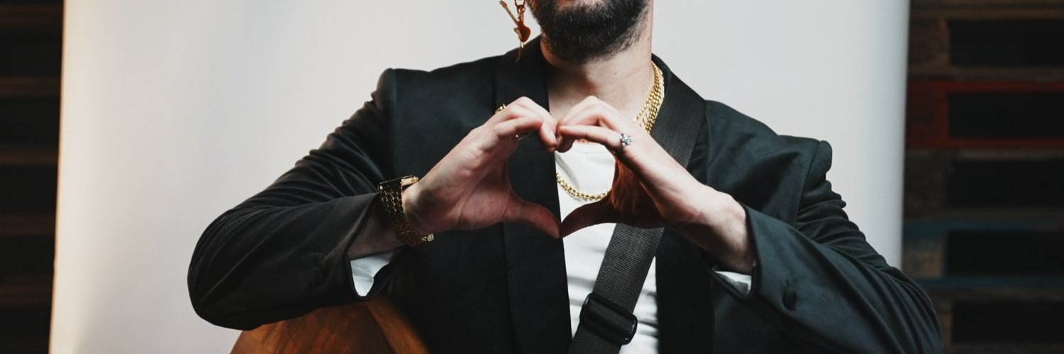 pazxxpaz's profile banner image