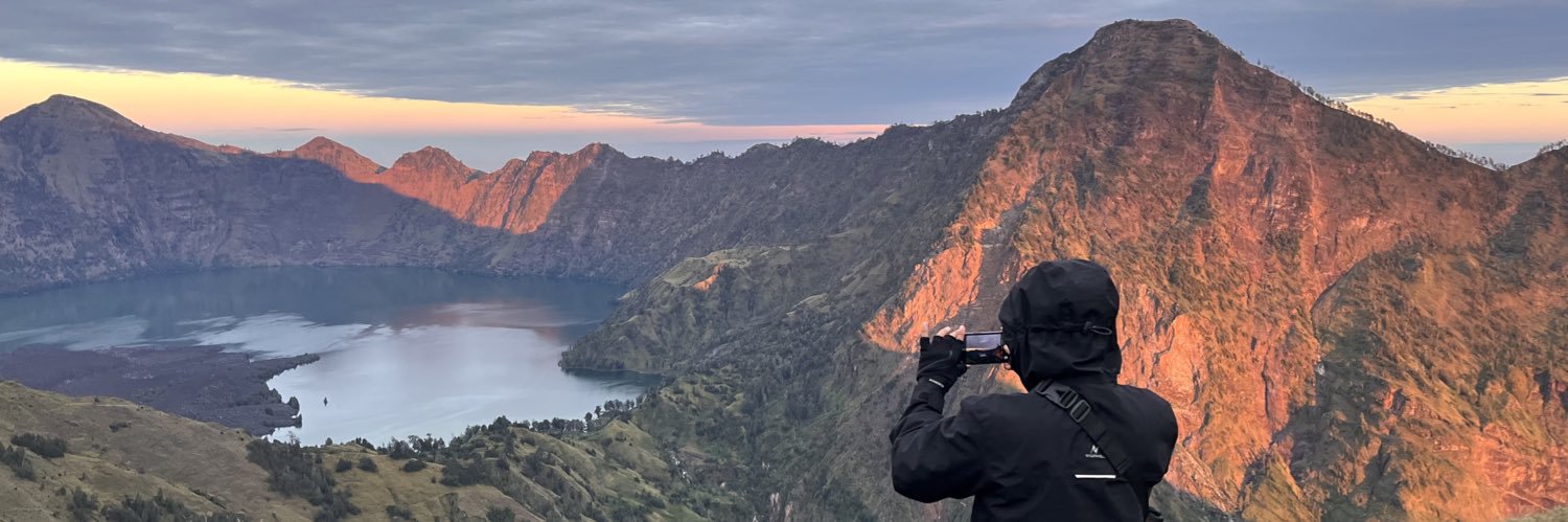 Анггоно Сурё banner