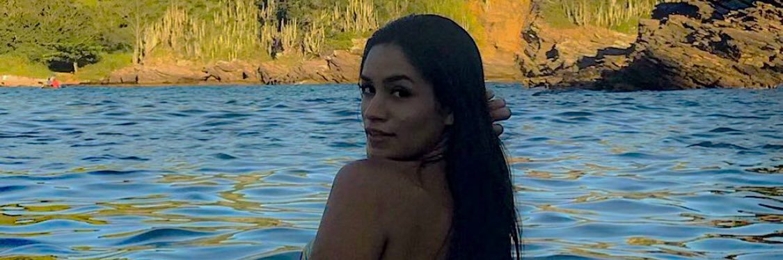 Sarahmelllo's profile banner image