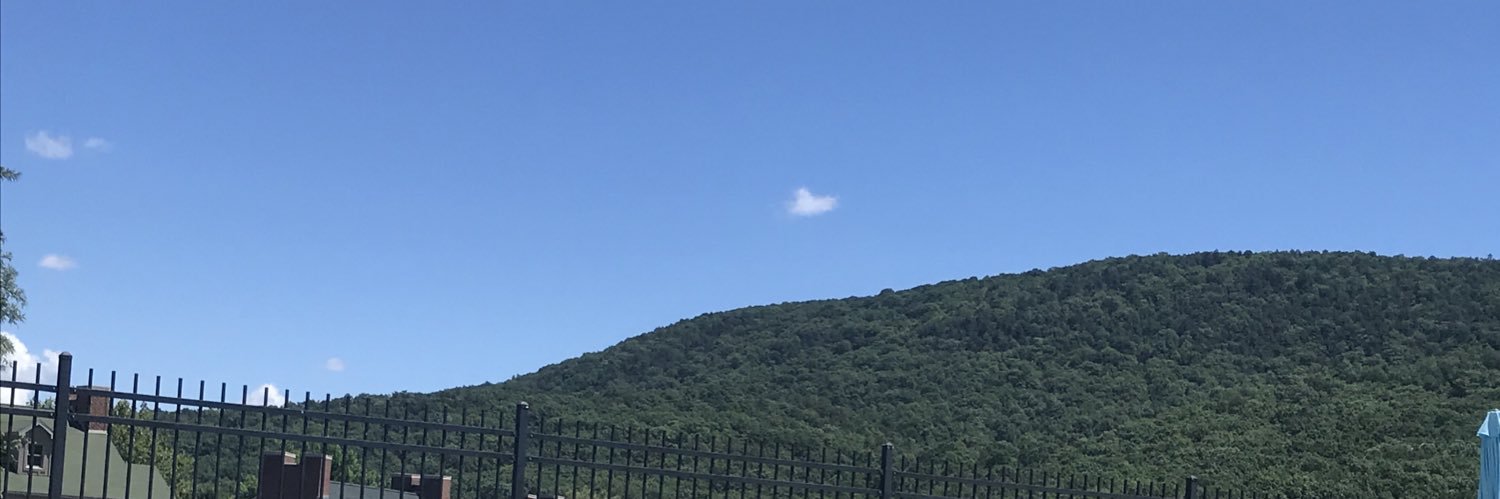 dkhenderson13's profile banner image