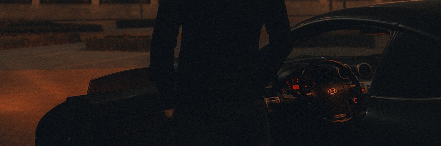 DeroHakobjanyan's profile banner image