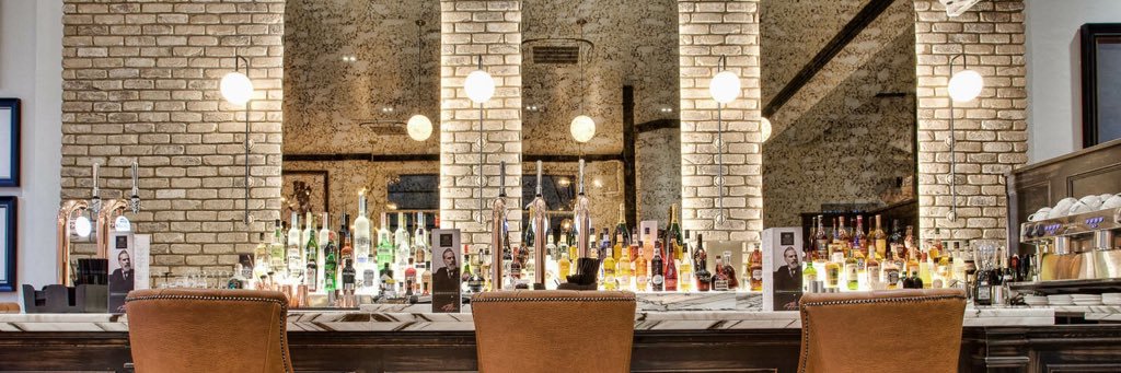 Castle St Townhouse banner