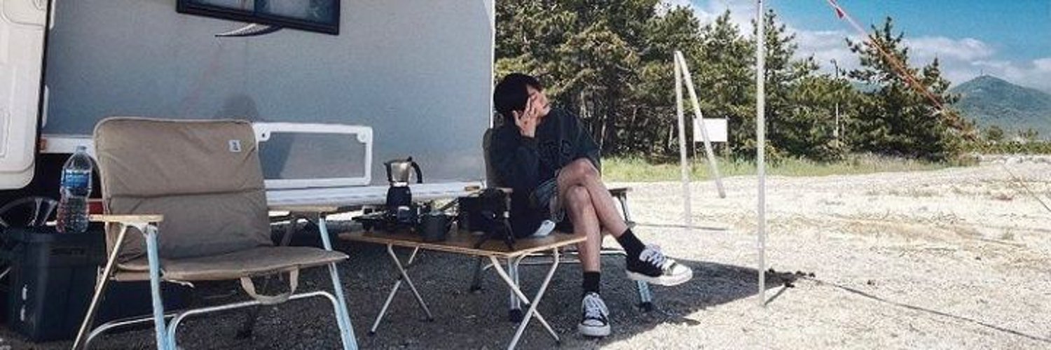 dat7012's profile banner image
