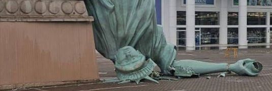 Gong Yoo's Future Trad Wife 🪷 banner