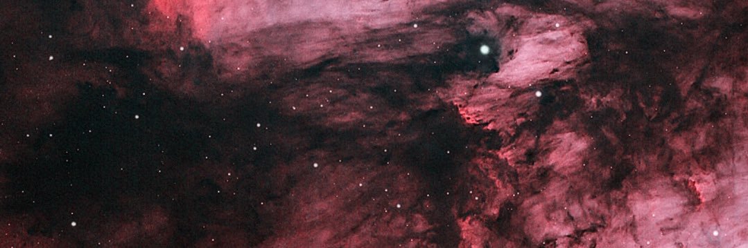 em_ily_b's profile banner image
