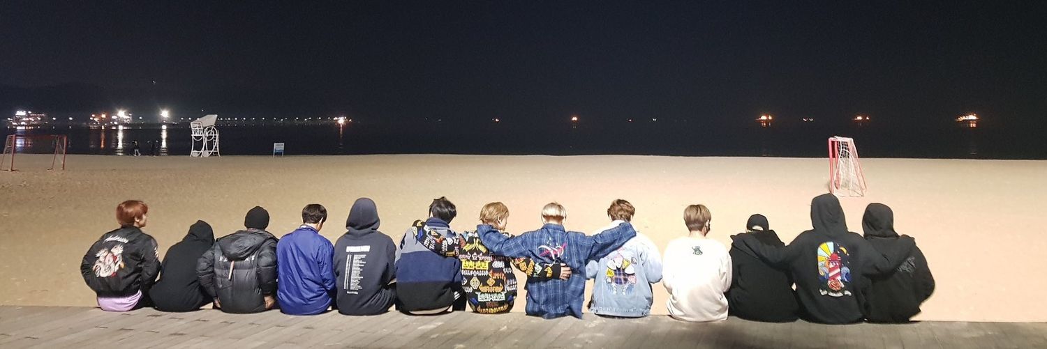 eleven_ber's profile banner image