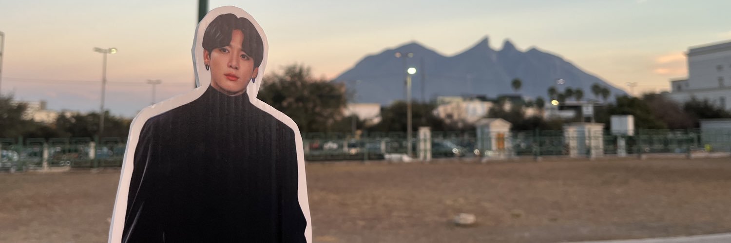 InnaDH's profile banner image