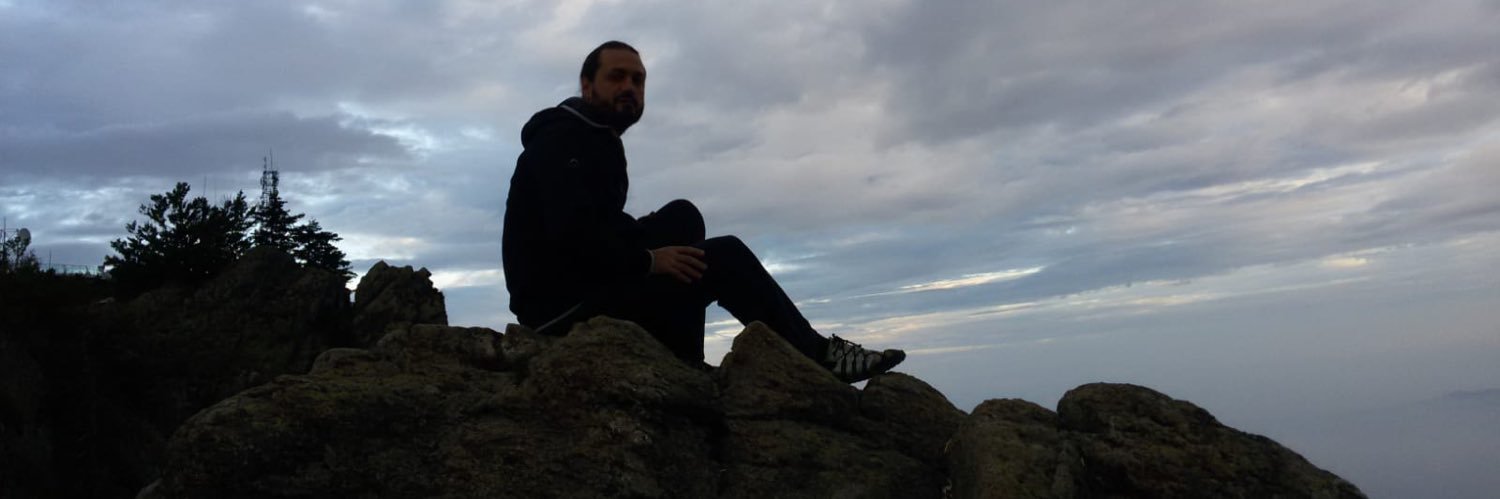 sezerpal's profile banner image