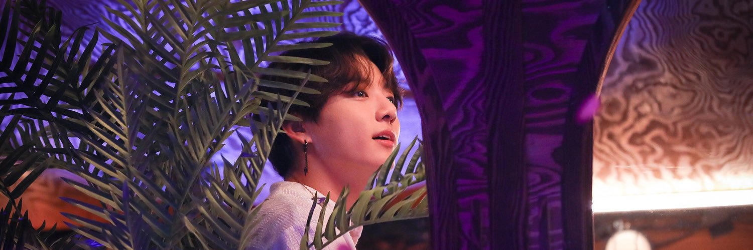 aintkoo's profile banner image