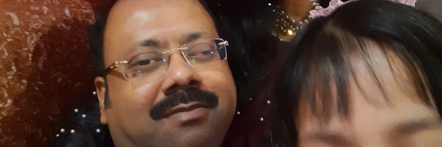 thinkofdeb's profile banner image