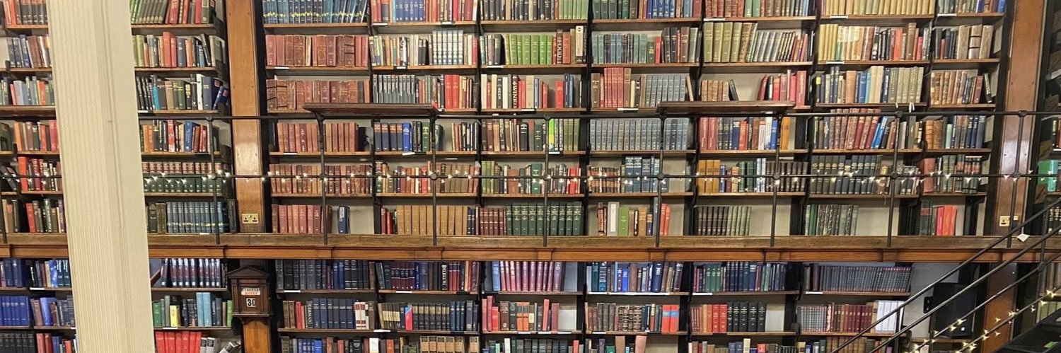 ⚢🦉Linda Semple 📚 🧙‍♀️ banner