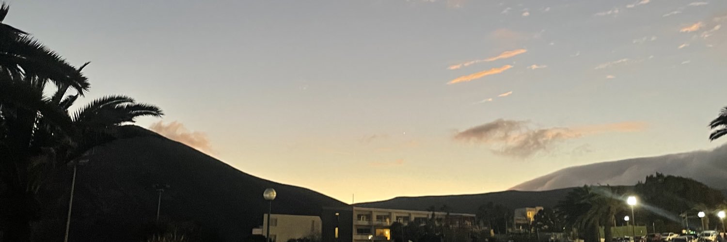 m banner
