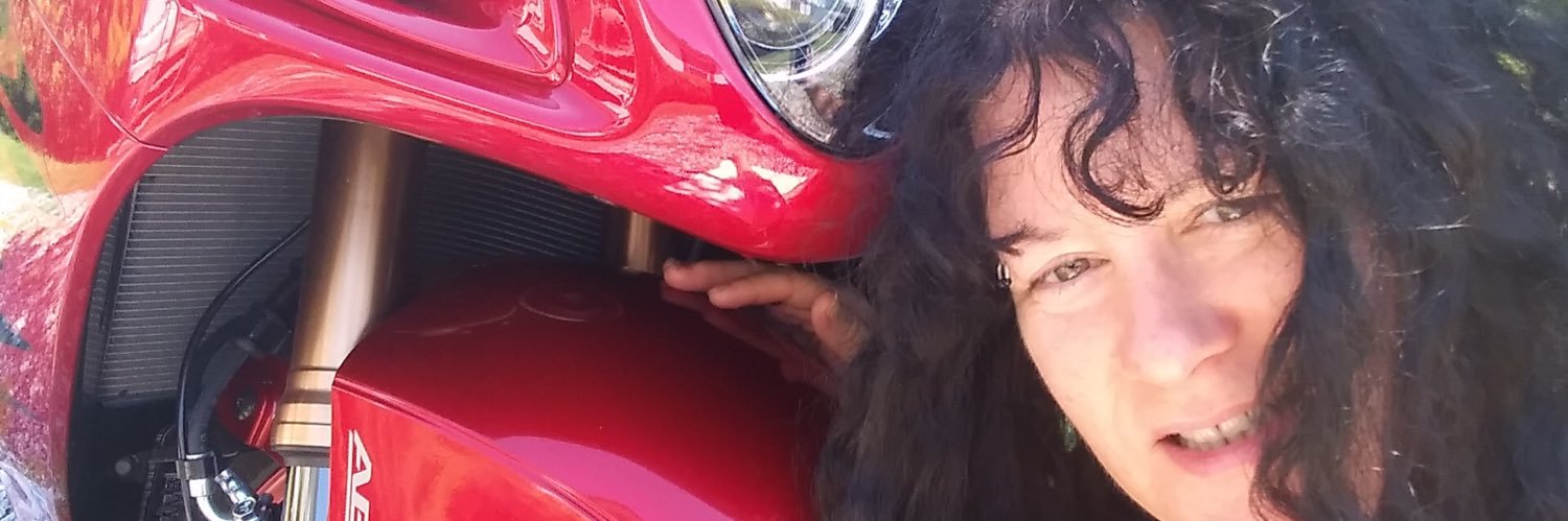 theevictoria's profile banner image