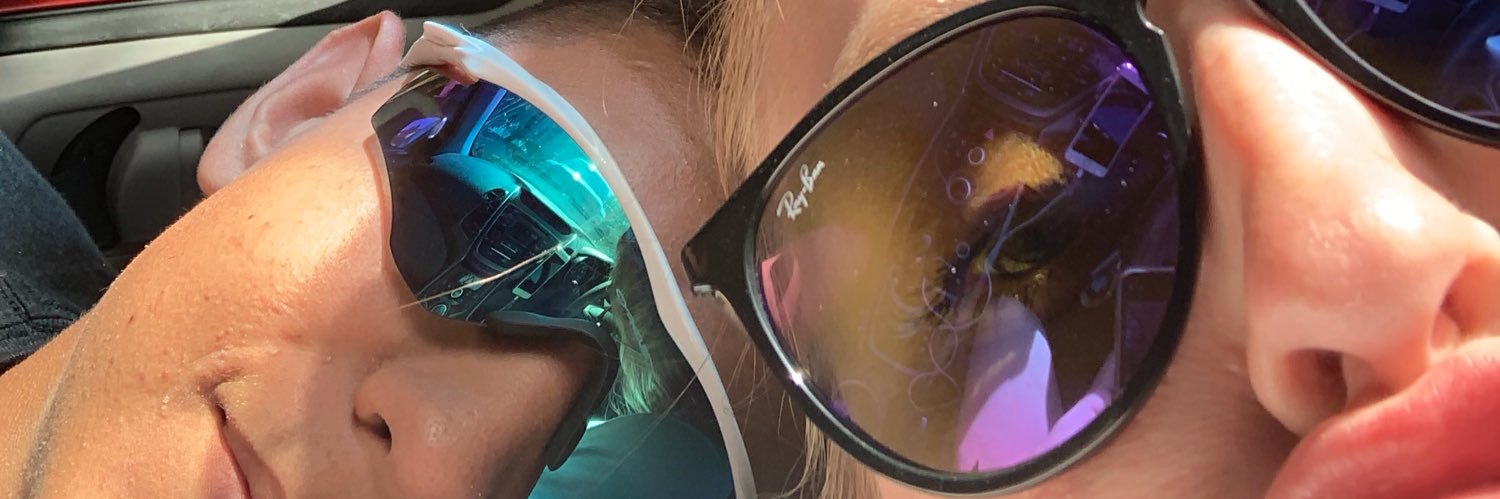 emkaatt's profile banner image