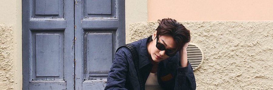 dew banner