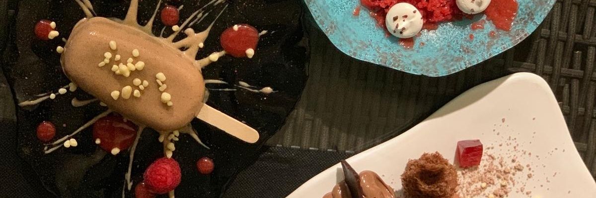 Moileteee's profile banner image