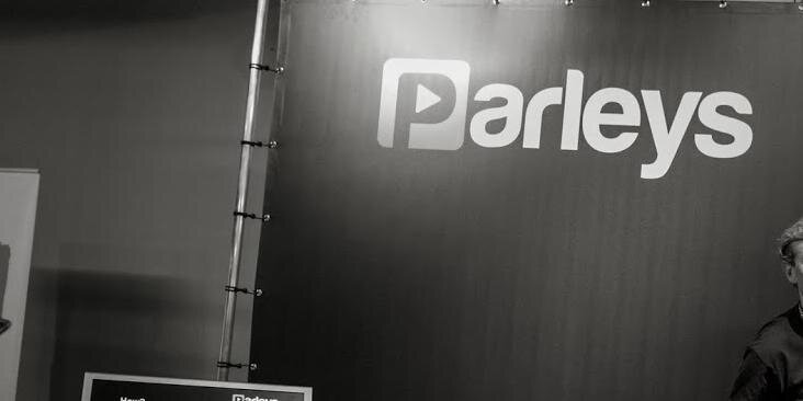 Parleys banner