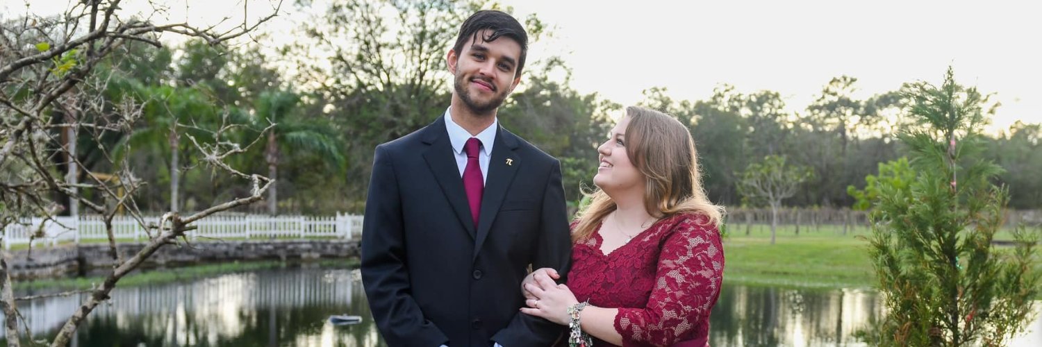 Quinoah 🔍⏸️ banner