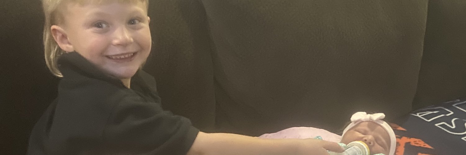mlaramore92's profile banner image