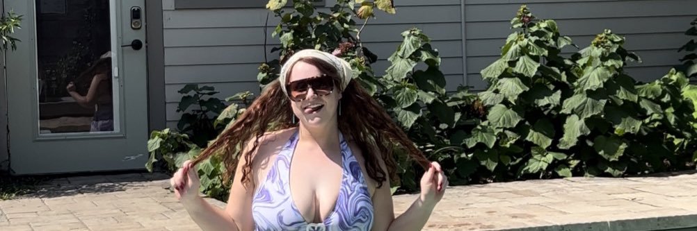 maryymac11's profile banner image