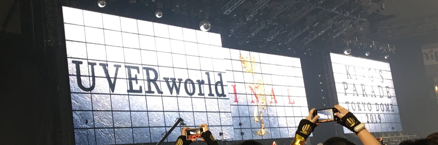 wr__om's profile banner image