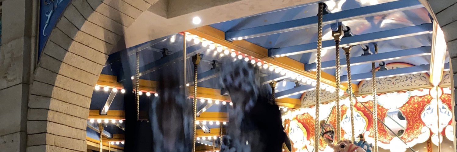 Momo__0304's profile banner image