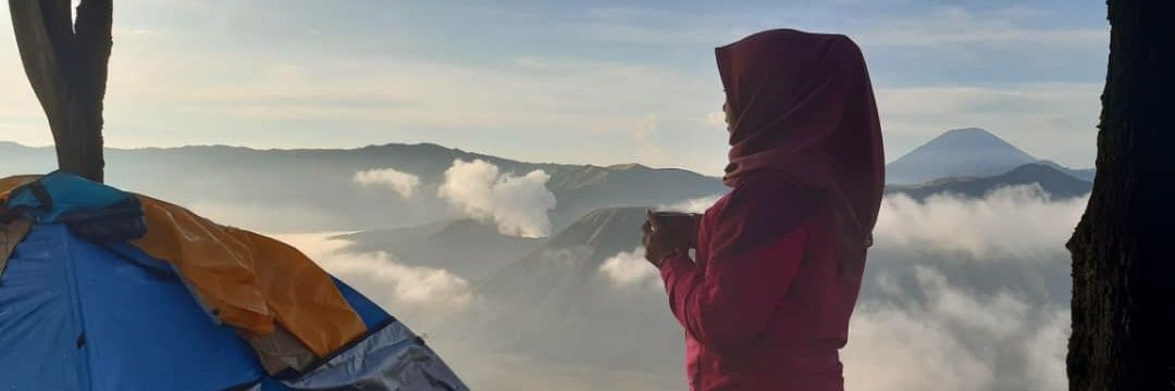 rani_mentari's profile banner image