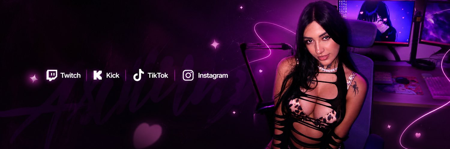 Foxyy banner