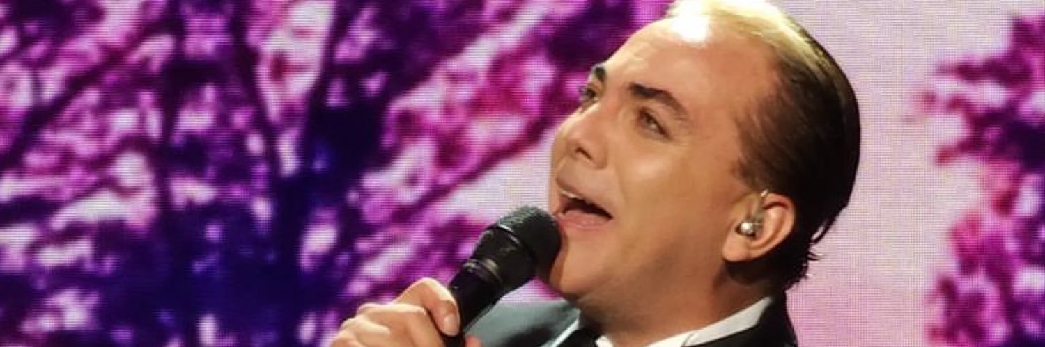 FernandaAmed's profile banner image
