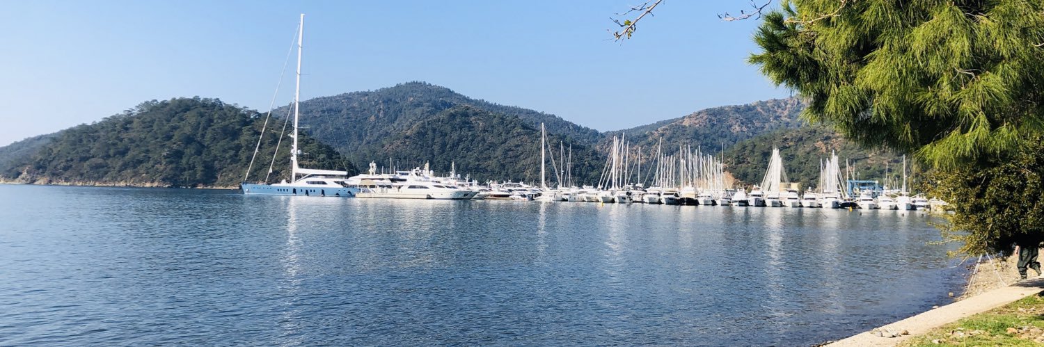 duruskos's profile banner image
