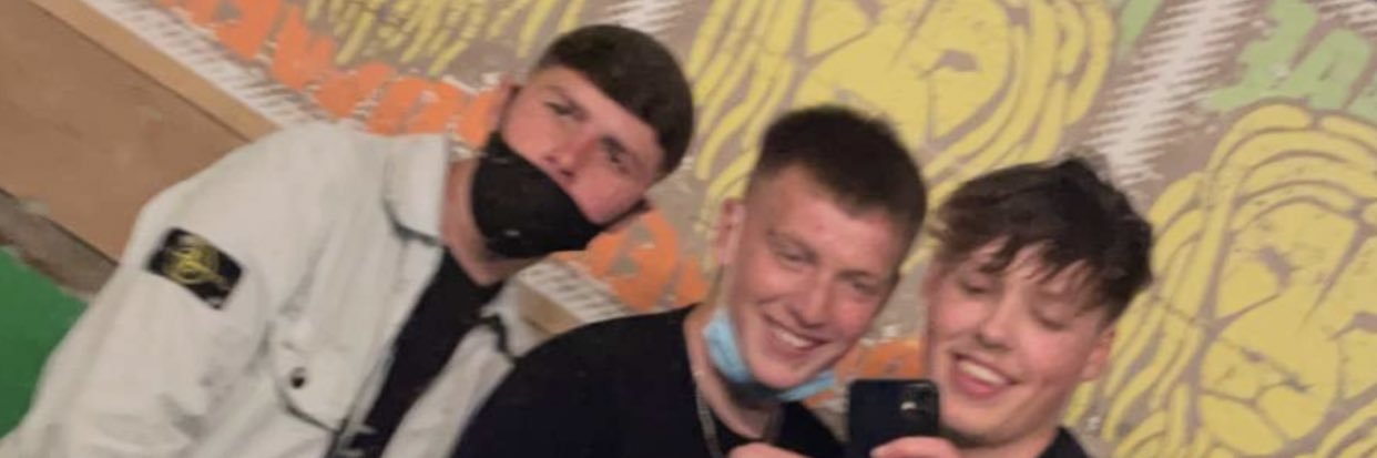 Nicky Howells banner