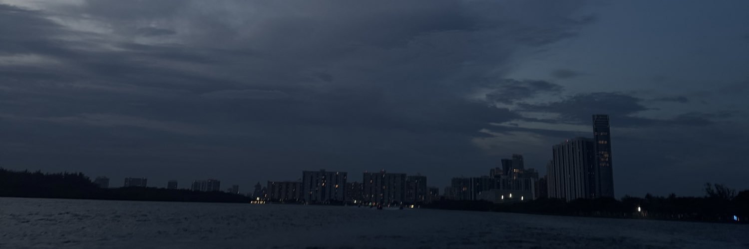 alyxandraaxo's profile banner image