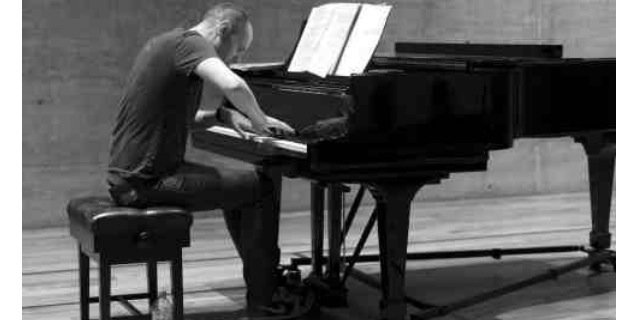 Andrew Matthews-Owen banner