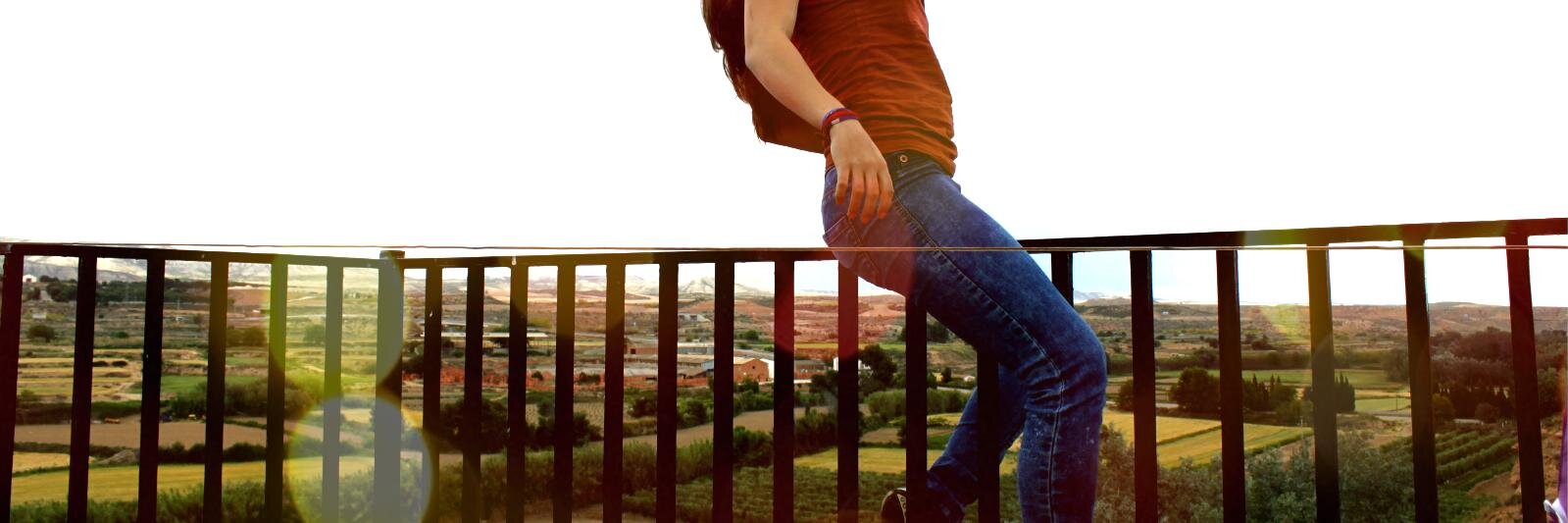 lorenabeiley's profile banner image