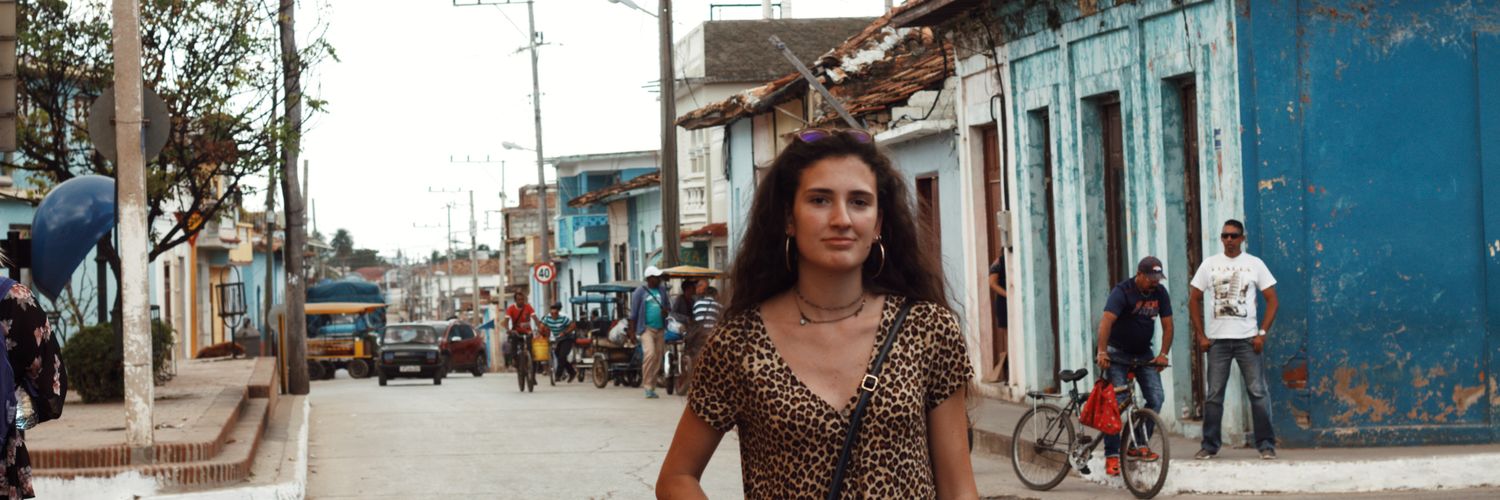 _MariaMateos_'s profile banner image