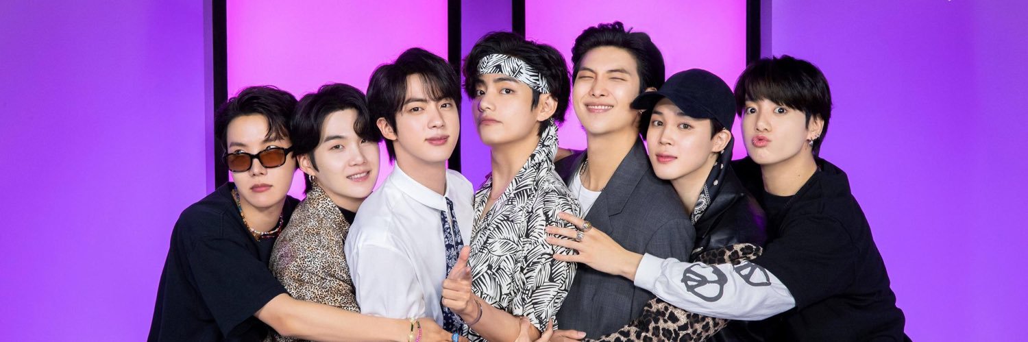 𝐿𝓎𝓃𝓃 banner