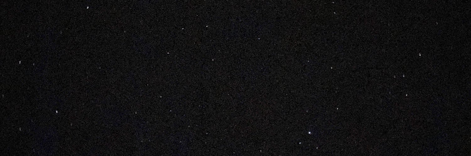 hqpaula's profile banner image