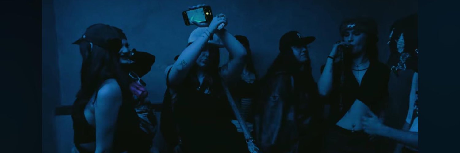 Alexandra Codreanu banner