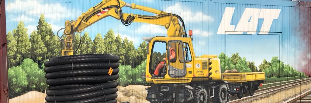 Larissa Zeichhardt banner