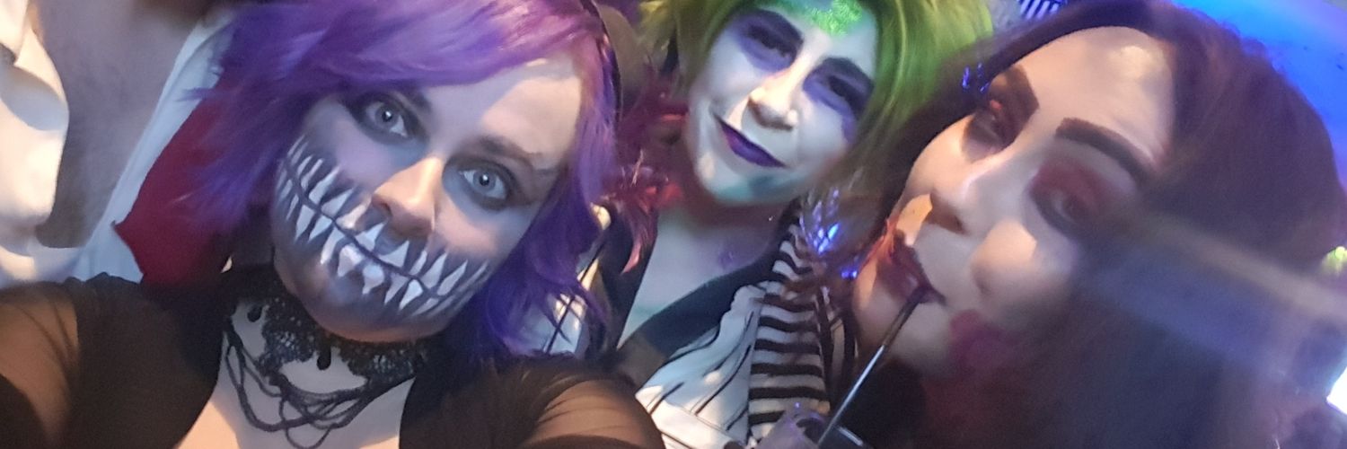 AnnaGretaLynn's profile banner image